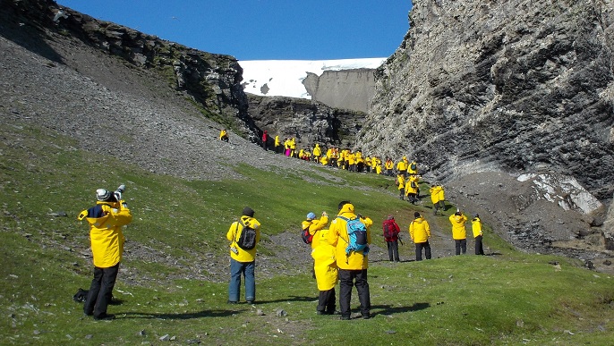 上陸観光/北極旅行